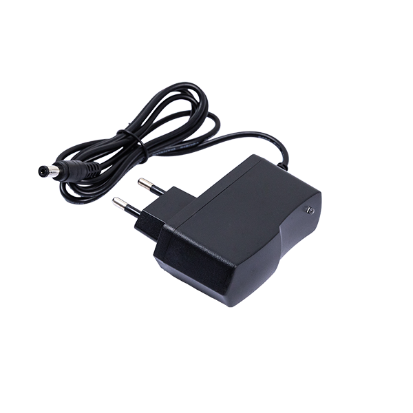 Fonte Entrada 100-240V, Saída 12V/1A  – Plug P4 Centro + 2.1 X 5.5 mm